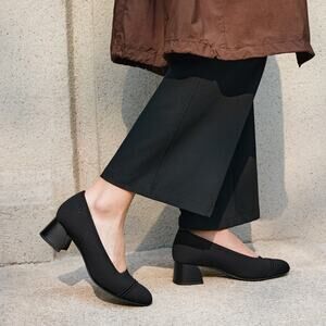 Vivaia Julie Arch Pro Stress Free Chunky Heels Old Money Comfort Knit Black 8.5